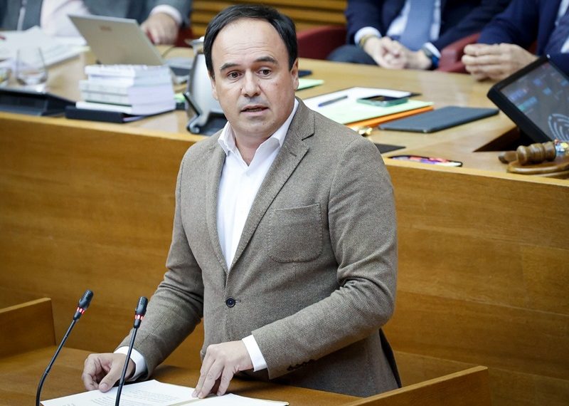 Juanfran Pérez: “La irresponsabilidad del PSOE y su cambio de discurso ponen en riesgo los servicios públicos de los valencianos”