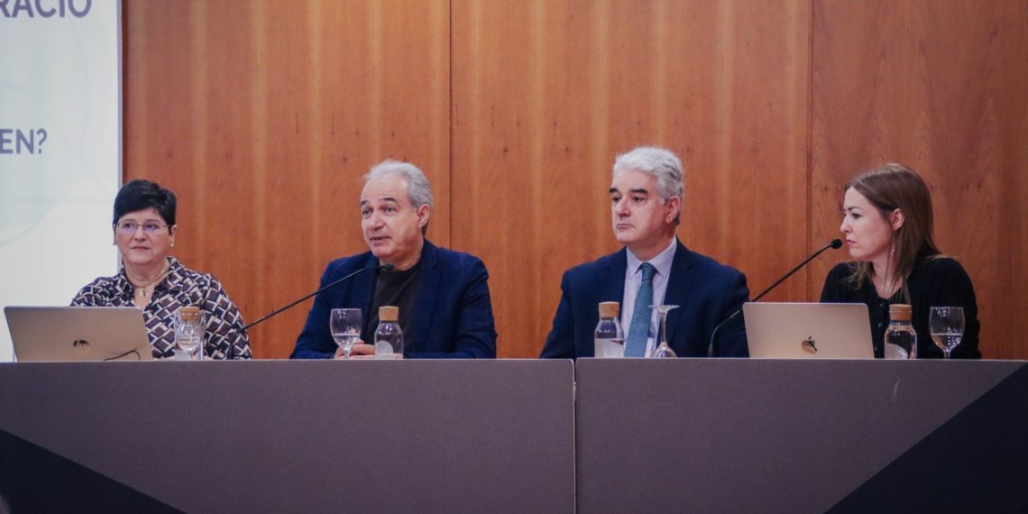La Diputació de València formará a los empleados públicos para que usen un lenguaje más sencillo con la ciudadanía