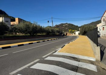 Martínez Mus subraya el compromiso del Consell para mejorar las carreteras y vías de los municipios del interior de Castellón