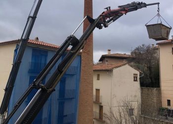La Conselleria de Cultura interviene de emergencia para la recuperación de la chimenea de la Fàbrica del Tint de Morella