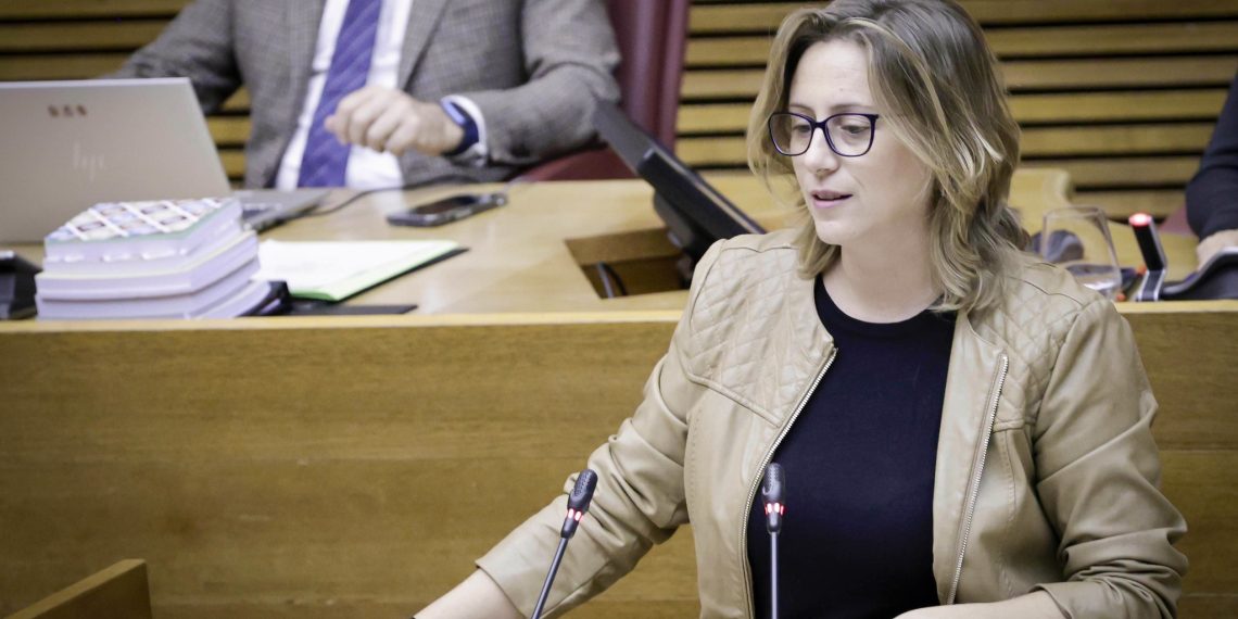 Laura Chulià: “El Consell de Carlos Mazón está comprometido con mejorar las condiciones laborales de los funcionarios de Justicia”