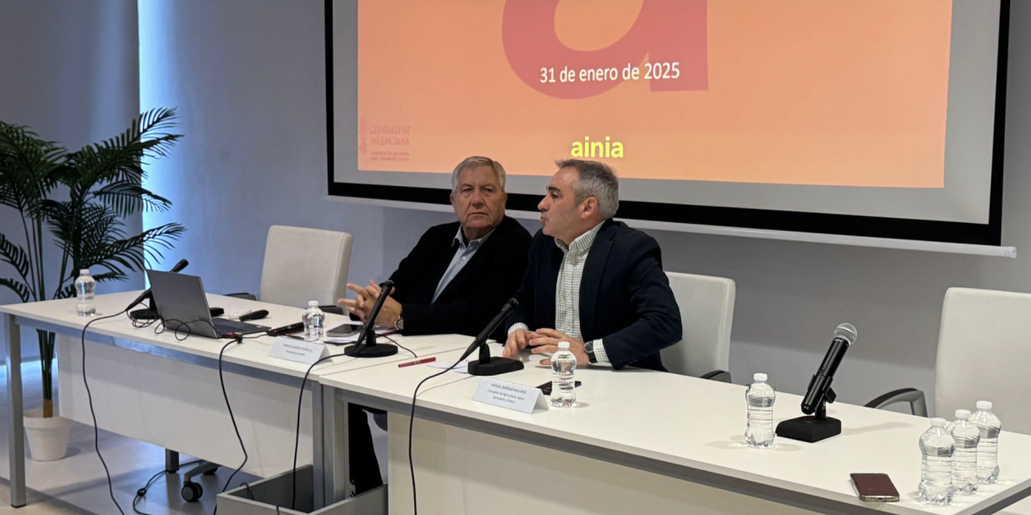 Barrachina reafirma su compromiso con el sector pesquero para que siga siendo un sector esencial en la economía de la Comunitat Valenciana