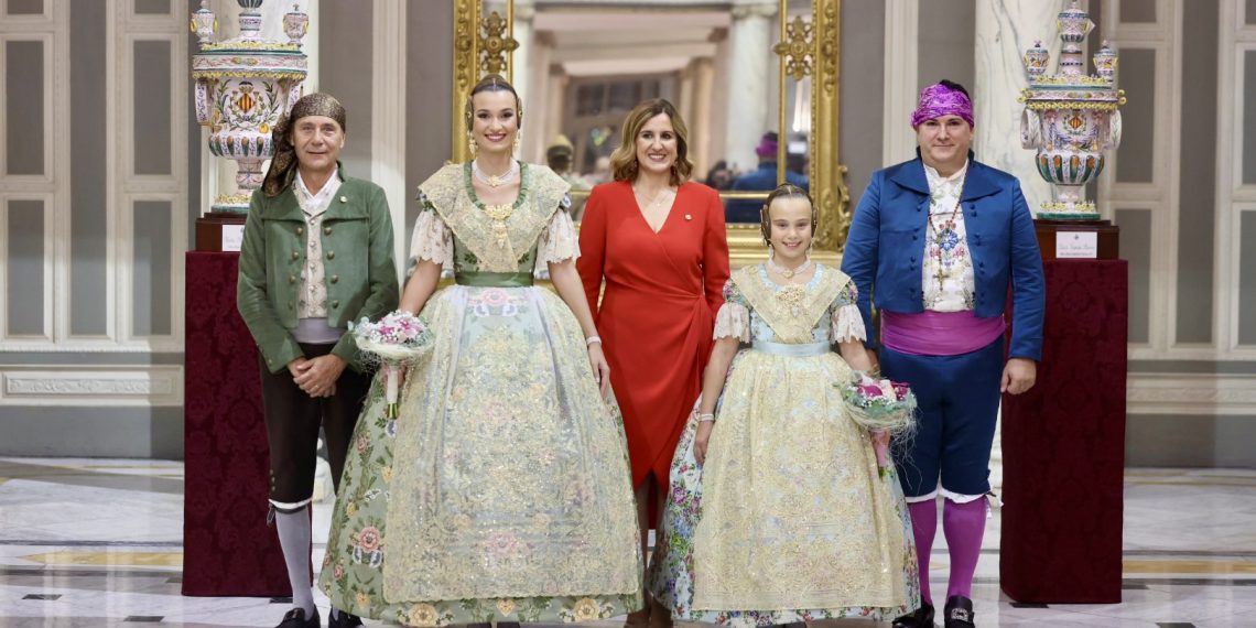 À Punt retransmite las exaltaciones de las falleras mayores 2025 en directo