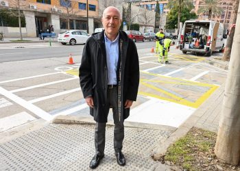 El Ayuntamiento de Valencia duplica las plazas de estacionamiento de vehículos en la avenida de Baleares