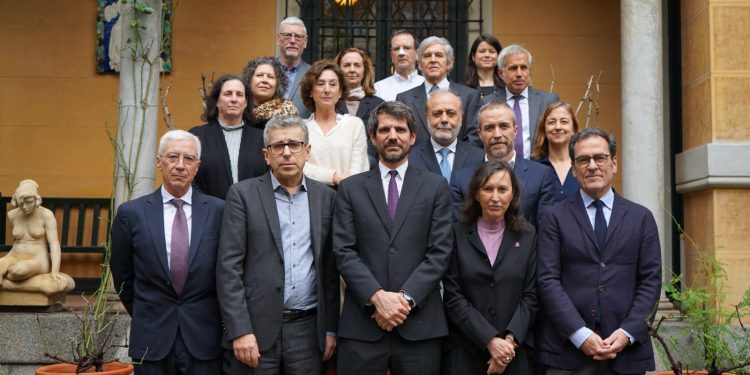 La secretaria autonómica de Cultura asiste a la clausura del centenario Sorolla, que ha permitido “acercar al espectador la pluralidad de su obra»