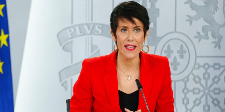 Solidaridad impugna el nuevo Reglamento de Extranjería: una amenaza para los derechos de los trabajadores españoles.