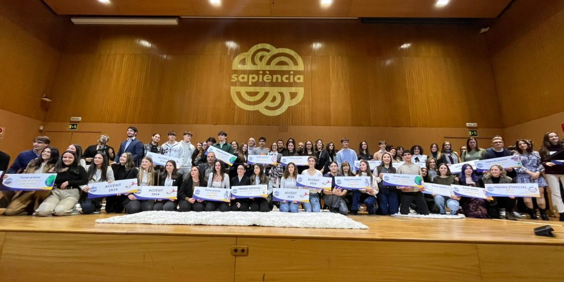 Educación impulsa el talento investigador de los estudiantes valencianos con 34 premios y 70.500 euros en la quinta edición de los Premios Sapiència