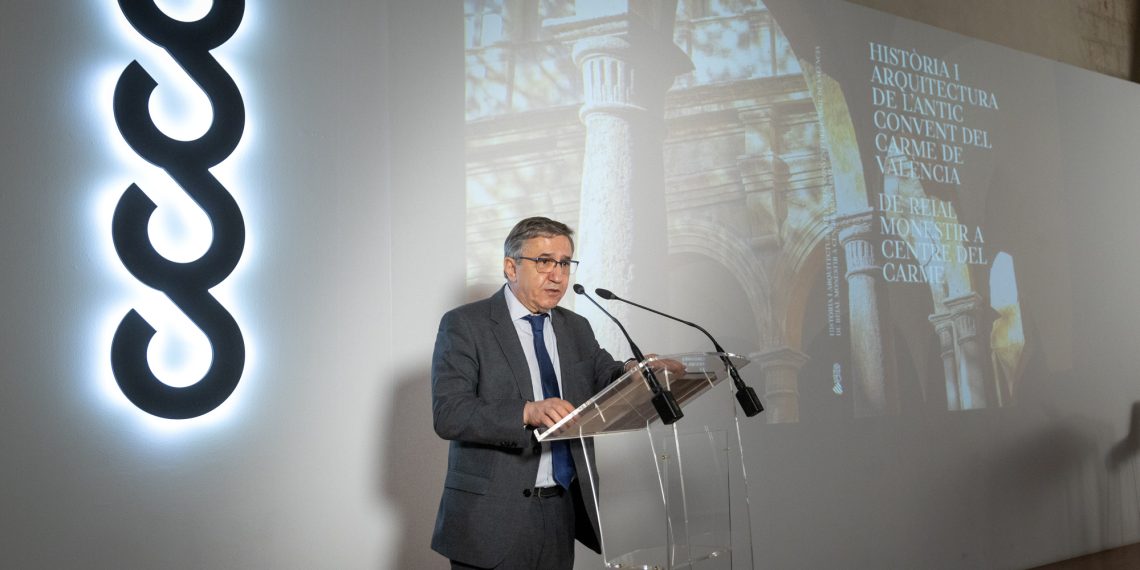 José Antonio Rovira presenta el libro sobre la historia y arquitectura del Centre del Carme