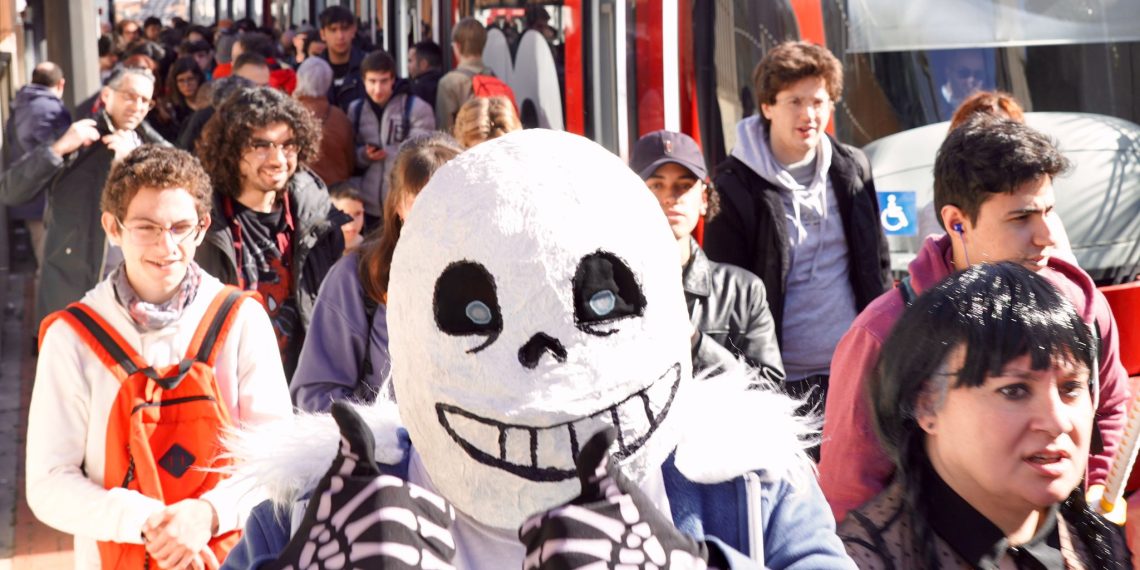 Metrovalencia refuerza el servicio de tranvía este fin de semana para facilitar el acceso al Salón del Cómic