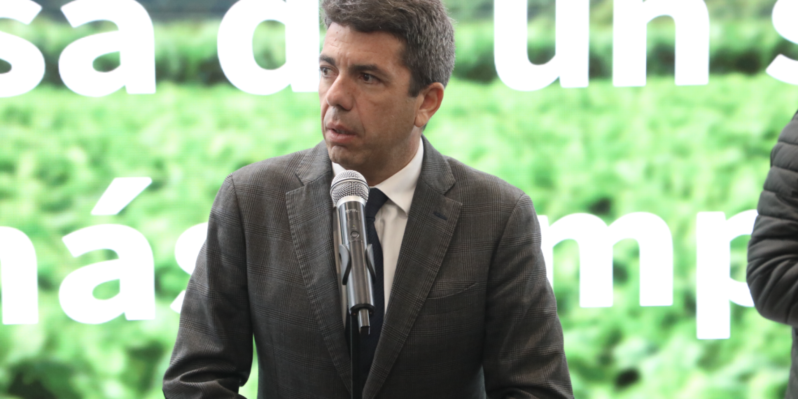 Mazón destaca la unidad del frente de la huerta de Europa para «alcanzar justicia e igualdad de trato» para el sector agrícola