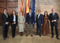 Carlos Mazón mantiene un encuentro con miembros de la Mesa de Participación de Asociaciones de Consumidores (MPAC)