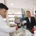 Sanidad finaliza la implantación del código digital de medicamentos, eliminando el cupón precinto en las 807 farmacias de Alicante