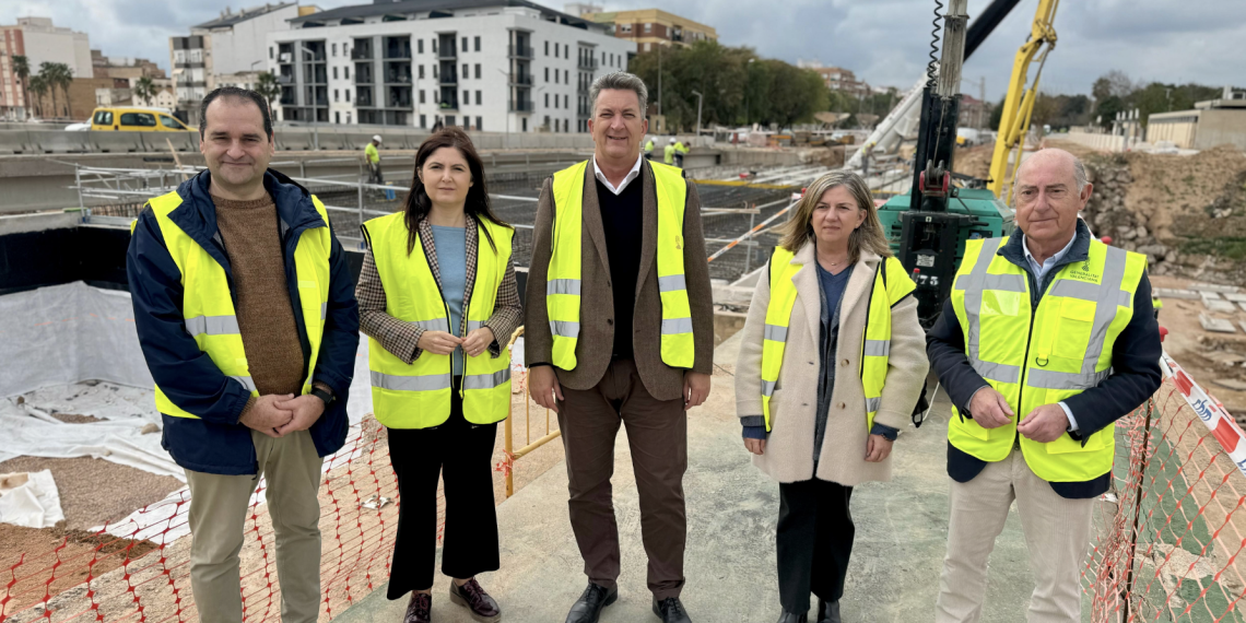 Martínez Mus anuncia que la estructura del puente de Paiporta de Metrovalencia sobre el barranco del Poyo estará lista en marzo