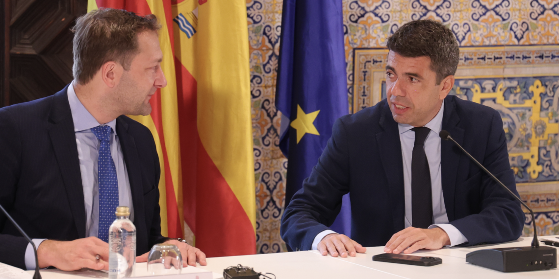 Carlos Mazón agradece a Christophe Hansen el apoyo para los agricultores afectados por las riadas y la sequía