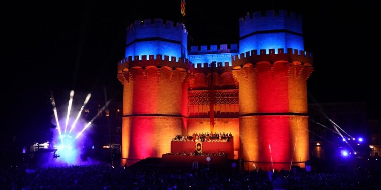 Más de 80.000 personas se dan cita en una Cridà 2025, absolutamente espectacular
