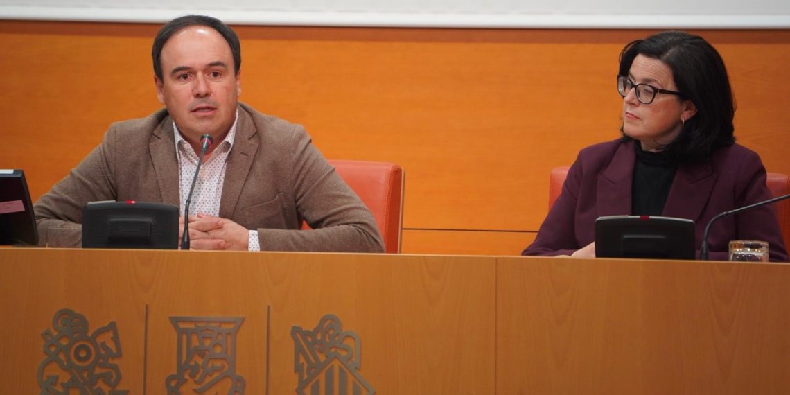 Juanfran Pérez insta a los grupos de Les Corts a negociar los Presupuestos de la Generalitat “por el bien de la Comunitat Valenciana”