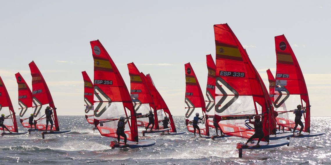 Más de 300 regatistas se dan cita este fin de semana en la Comunitat Valenciana Olympic Week