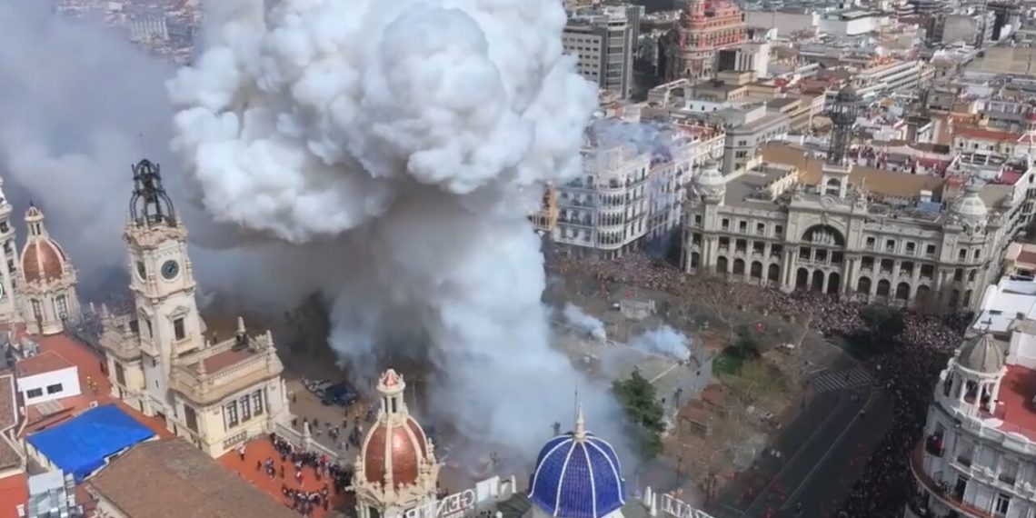Las mascletaes de las Fallas 2025, en directo por À Punt