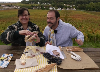 ‘Valencians al món’ viaja a Borgoña, cuna del vino y de los castillos