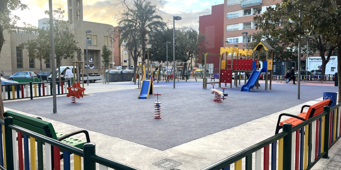 Juan Roig destina 1,5 millones de euros a la reconstrucción de plazas y parques dañados por la DANA