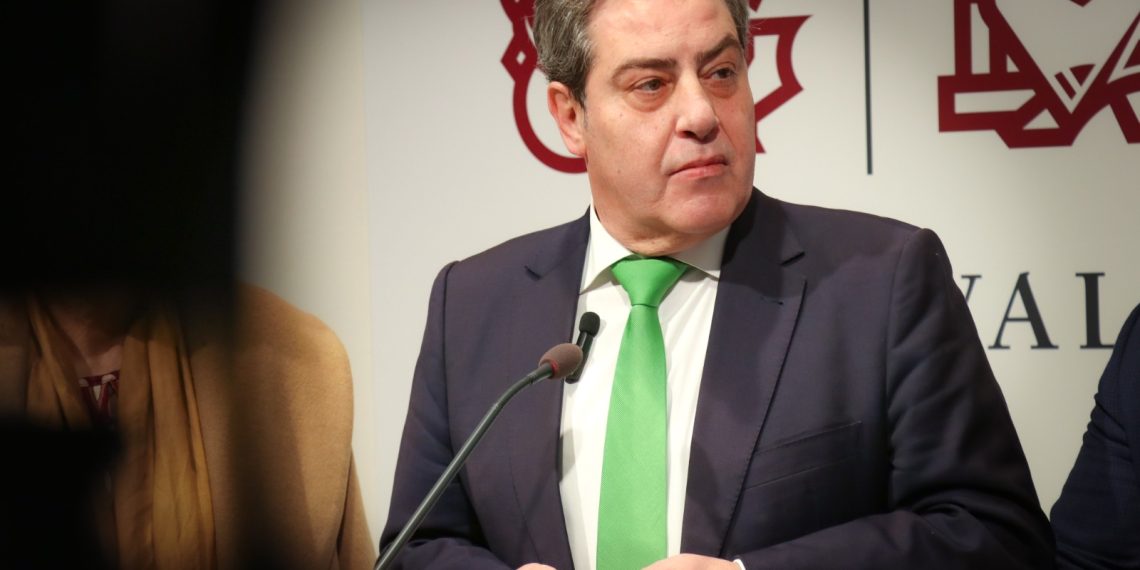José María Llanos : “Ante el circo que Compromís quiere montar en las Cortes, desde VOX hemos decidido que Baldoví no va a tener la foto”