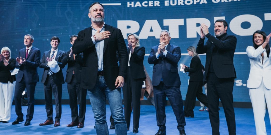 Santiago Abascal señala a los burócratas de Bruselas que critican a Trump: “El gran arancel es el Pacto Verde y los impuestos confiscatorios”