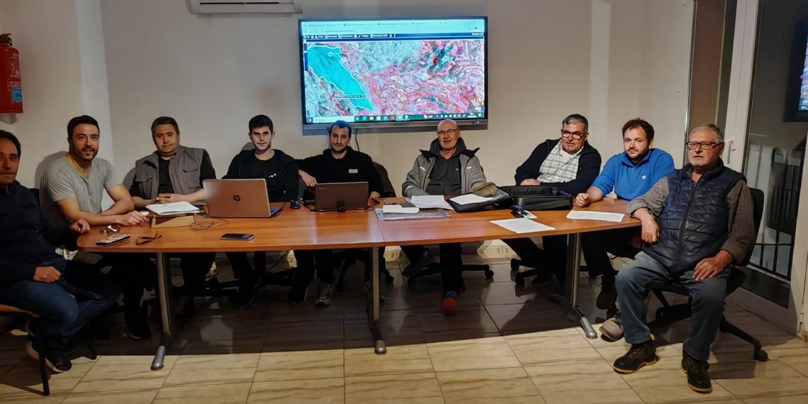 Agricultores de Tàrbena crean la primera comunidad de regantes para revitalizar campos afectados por la Xylella fastidiosa