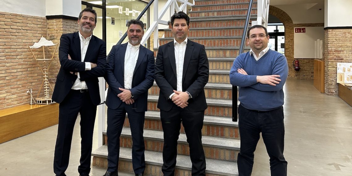 La CEU UCH presenta en Dinamarca un proyecto para optimizar la energía eólica minimizando la erosión de los aerogeneradores