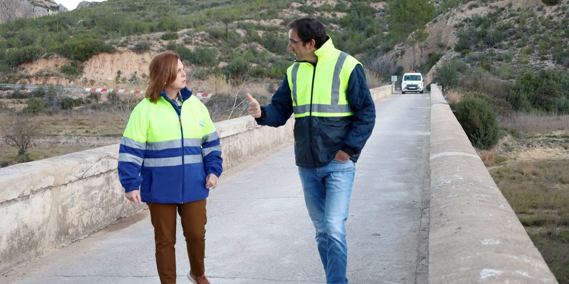 La Diputació invierte 4 millones de euros en la recuperación de la carretera CV-395 entre Sot de Chera y Chera