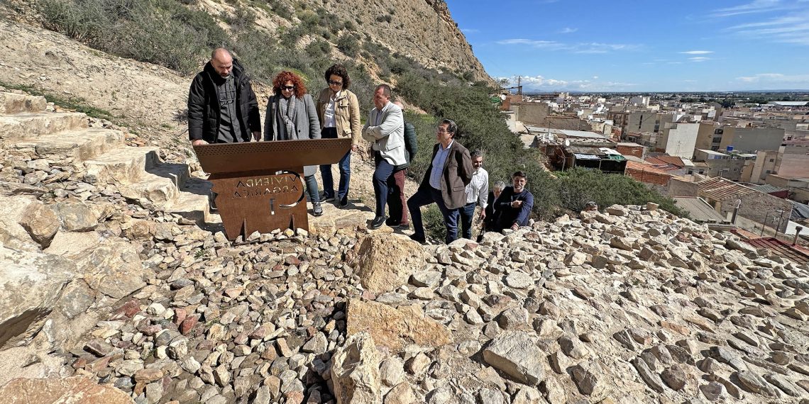 El yacimiento de Laderas del Castillo se abre al público tras las obras de rehabilitación respaldadas por la Diputación