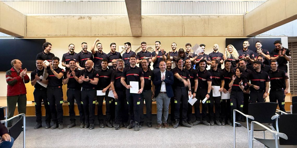 Un total de 35 nuevos efectivos se incorporan al Consorcio de Bomberos de Alicante que cubre así el 100% de su plantilla