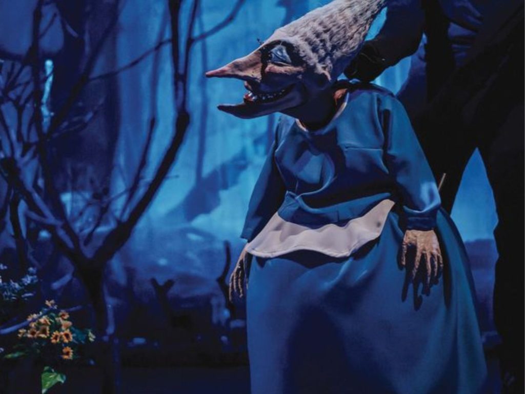 bruja rechinadientes