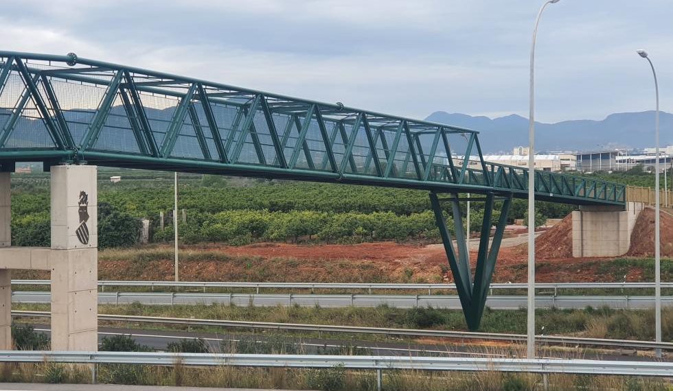La Generalitat pone en funcionamiento la nueva pasarela e itinerario ciclopeatonal de Onda