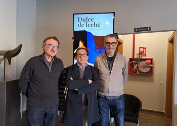 El director general de Cultura visita en el Día Mundial del Teatro la Sala l’Horta, uno de los recintos teatrales afectados por la riada