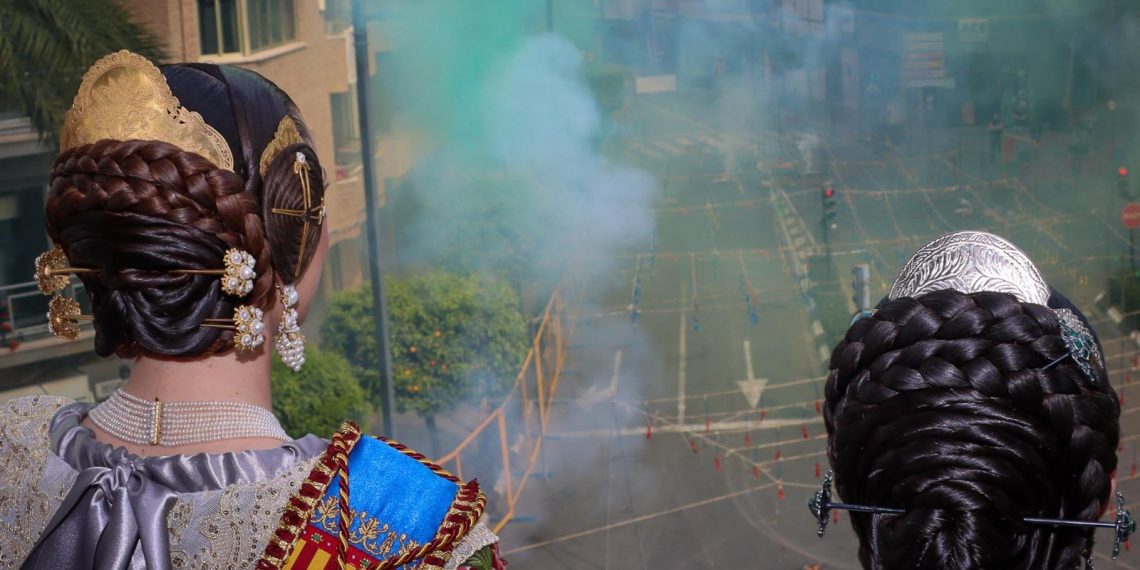 La Plaça del Bisbe de Torrent se llena de pólvora y tradición del 16 al 19 de marzo