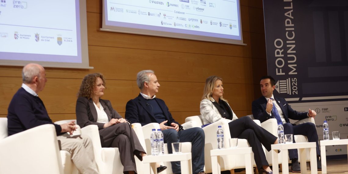 La alcaldesa de Torrent, Amparo Folgado, exige más personal y agilidad administrativa tras la Dana