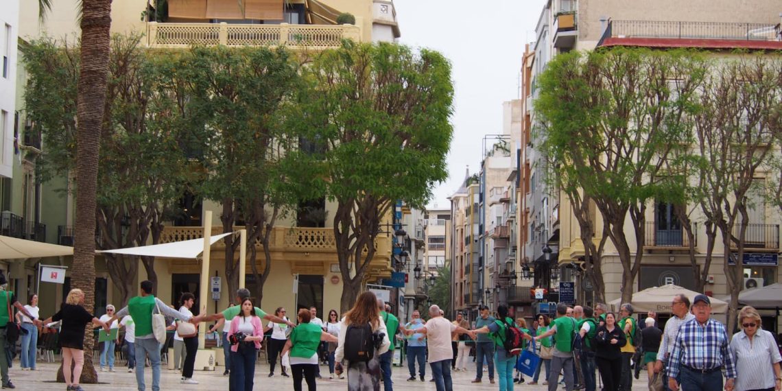 La Plataforma por la reversión del Vinalopó denuncia que gana el negocio y pierde la salud