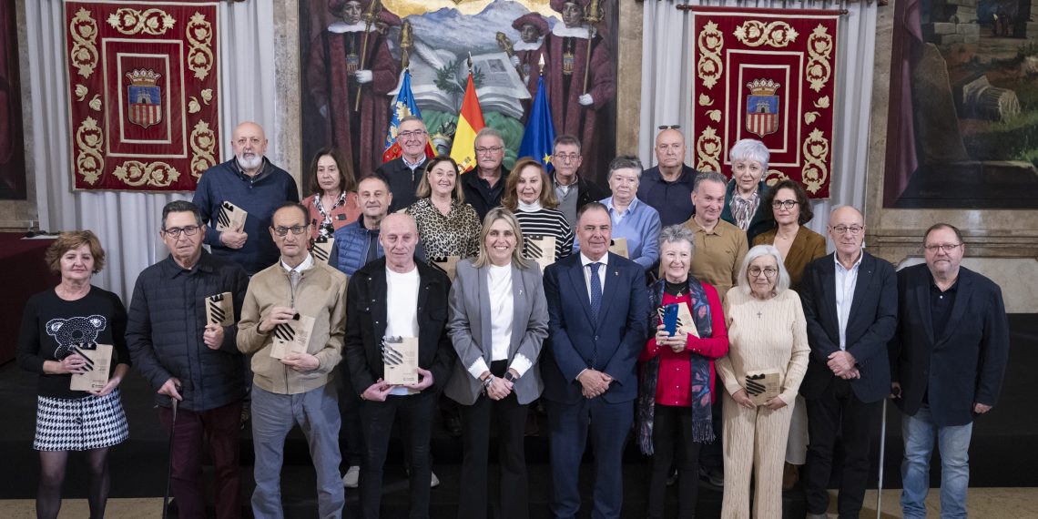La Diputación de Castellón rinde homenaje y reconoce los servicios prestados al personal jubilado