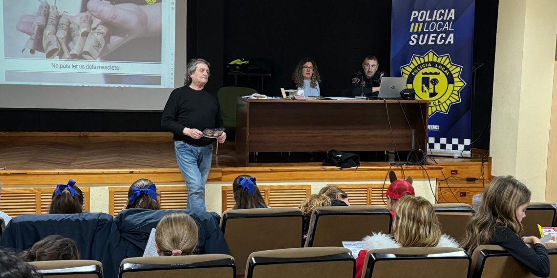  El Ayuntamiento de Sueca presenta la campaña para el buen uso de material pirotécnico por parte de los  menores
