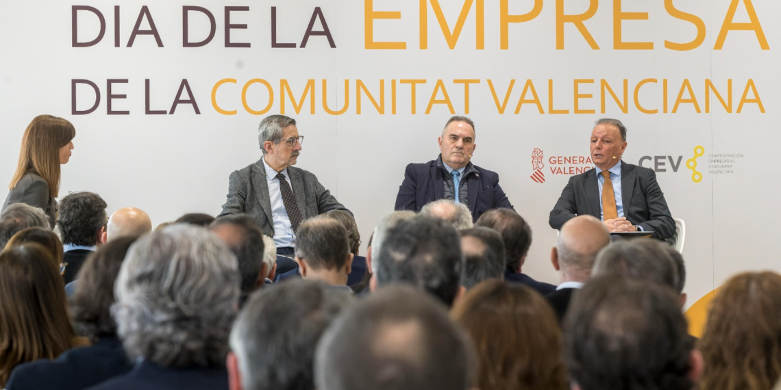Francisco Gan Pampols propone ampliar el Fondo de Contingencia en 17.000 millones para reforzar la recuperación tras catástrofes