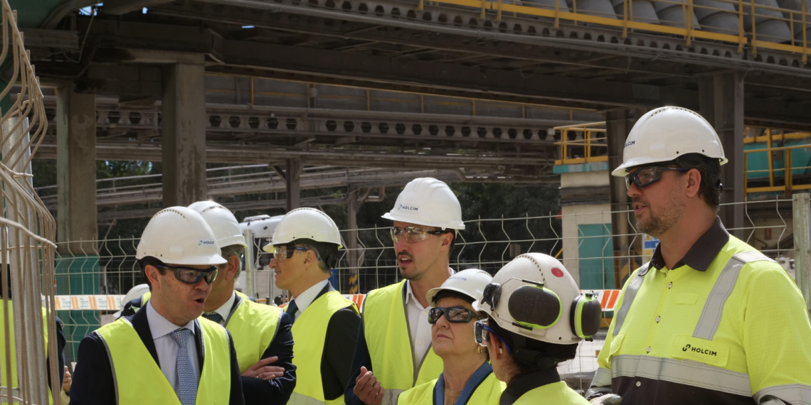 La consellera de Industria participa en la presentación de CO₂necta, una iniciativa innovadora para la gestión sostenible del dióxido de carbono en España