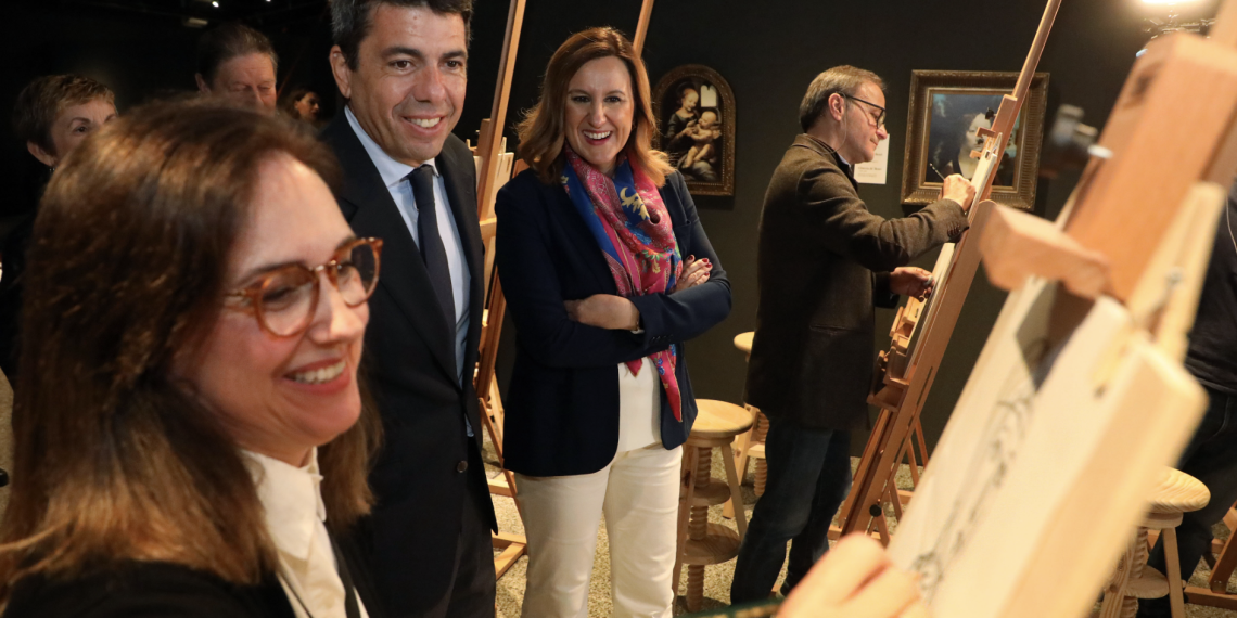 Mazón invita a explorar el legado de Leonardo da Vinci en la primera exposición inmersiva del Museu de les Ciències