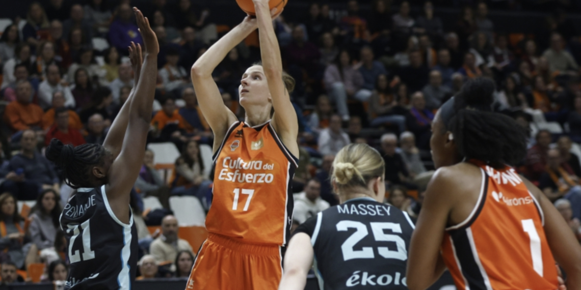 Valencia Basket adelanta su visita a un necesitado IDK Euskotren