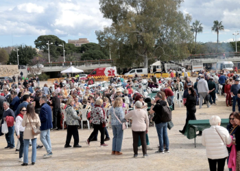 Paellas para las personas mayores de València