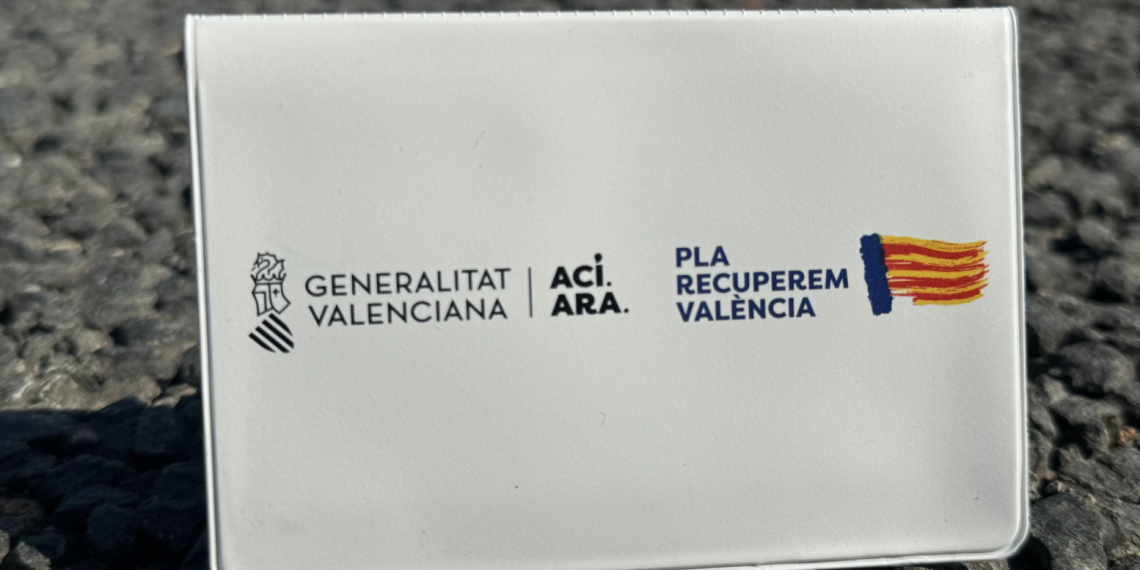 La Generalitat reparte en un mes más de 150.000 tarjetas de transporte gratuito Recuperem València desde que se abrió el trámite de solicitud