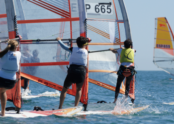 La Comunitat Valenciana corona a sus campeones autonómicos de windsurf 2025