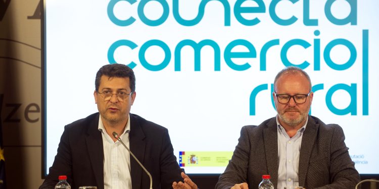 La Diputación pone en marcha su proyecto para impulsar el comercio rural mediante la creación de una moneda digital