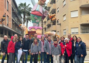 El president de la Diputació de Valencia, Vicent Mompó, visita las fallas de Albalat dels Sorells