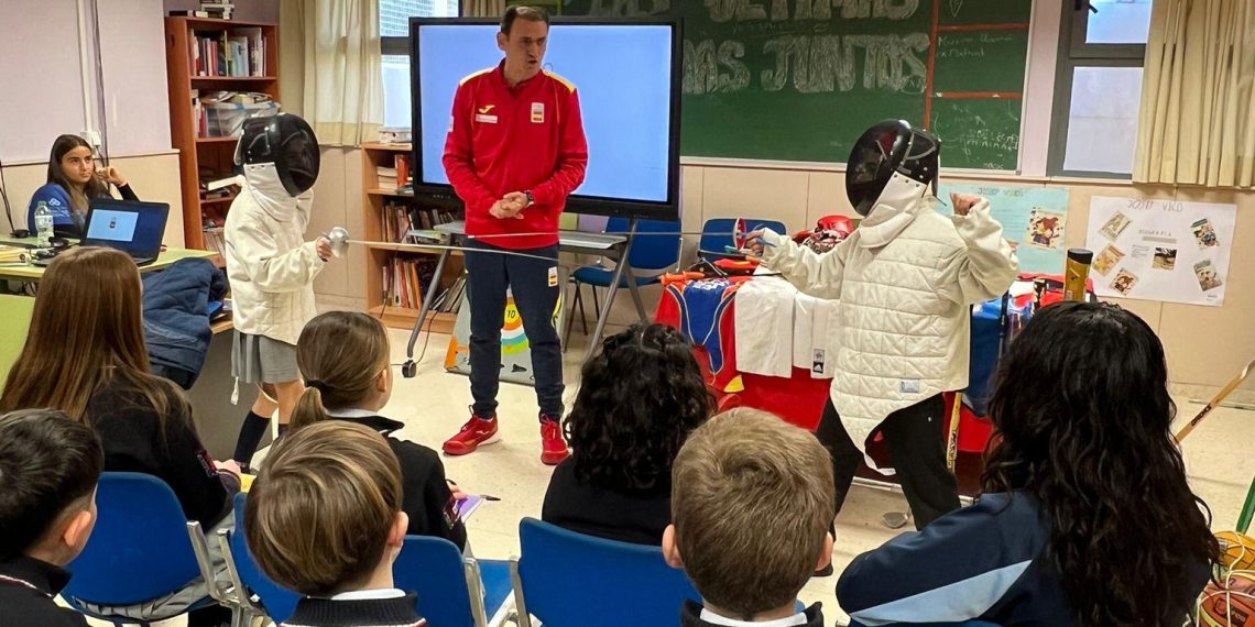 Todos Olímpicos-FER Play llegará a más de 80 centros educativos de la Comunitat Valenciana en 2025