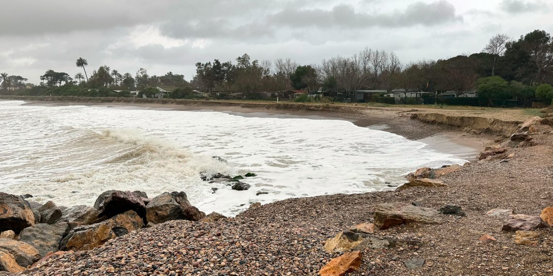 Se publica la aprobación de la Declaración de Impacto Ambiental para la extracción de arenas dirigidas a la regeneración de las playas de Almardà, Corinto y Malvarrosa